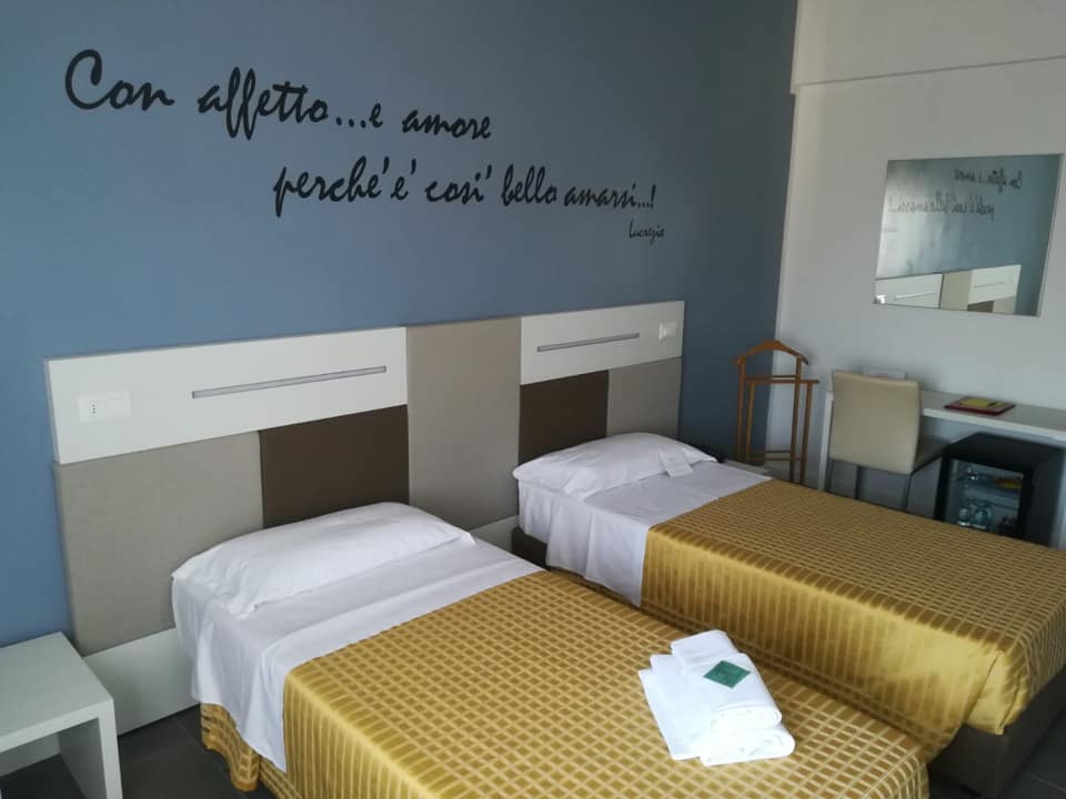 Hotel Zoello Je Suis