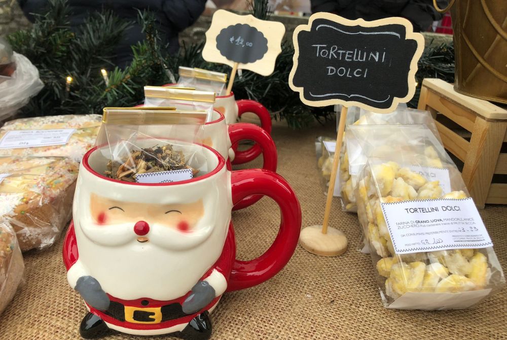 Espositori natalizi cercasi